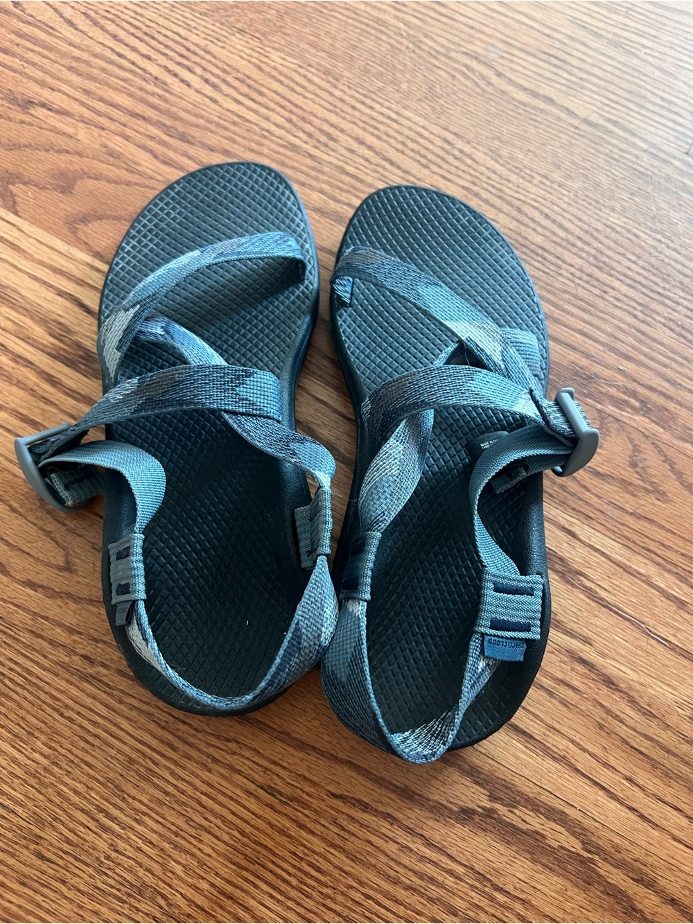 Women’s Strappy Outdoor Sandals in Dark Teal